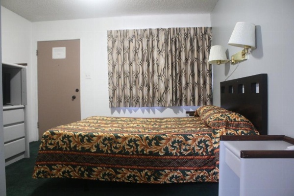 Thunderchief Inn image 28